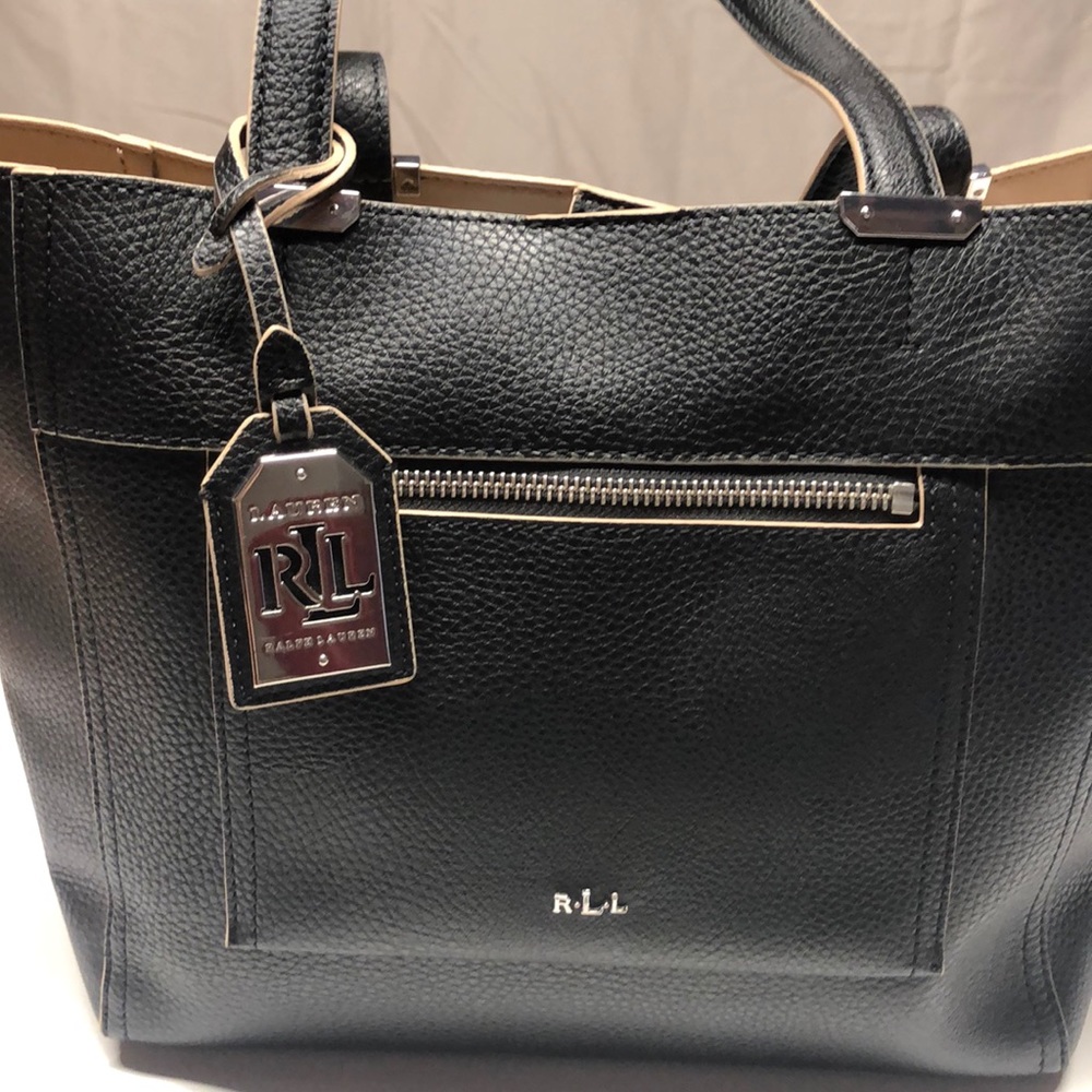 Lauren Ralph Lauren shopper